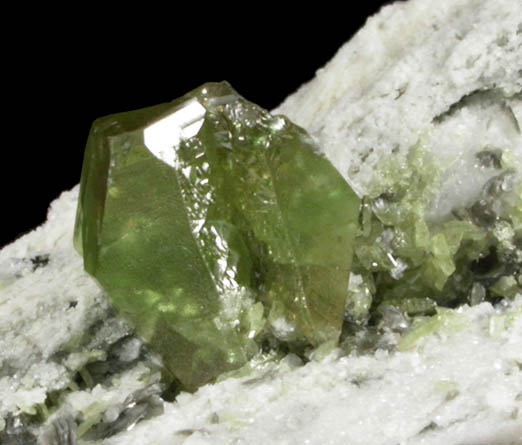 Titanite and Muscovite on Albite from Dusso, Braldu Valley, Baltistan, Gilgit-Baltistan, Pakistan