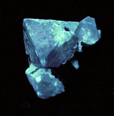 Scheelite with Ferberite from Tae Hwa Mine, Chungju, Chungchongpukdo, South Korea