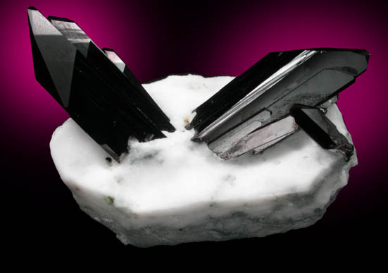 Neptunite on Natrolite from Benitoite Gem Mine, New Idria District, San Benito County, California