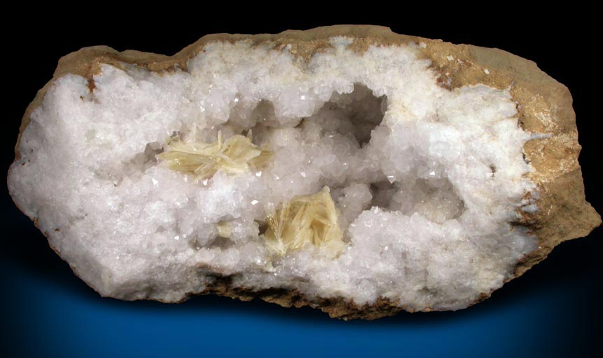 Barite in Quartz Geode from Bear Creek, Trevlac, Brown County, Indiana