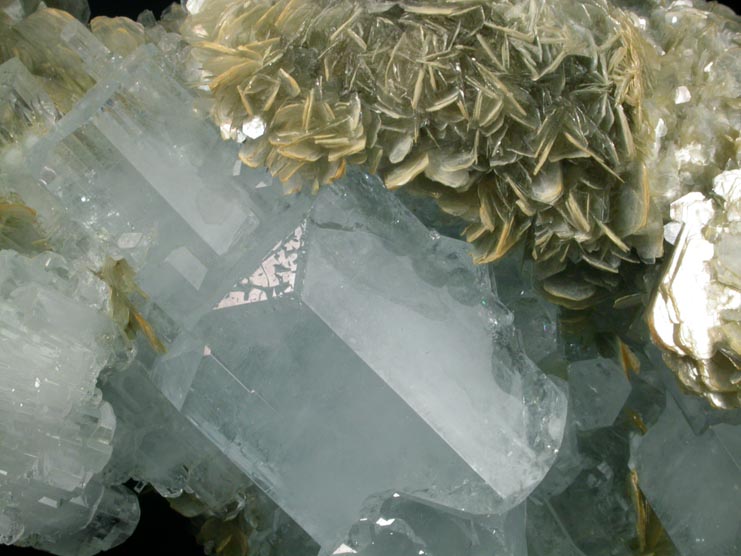 Beryl var. Aquamarine with Muscovite from Nagar, Hunza Valley, Gilgit District, Gilgit-Baltistan, Pakistan