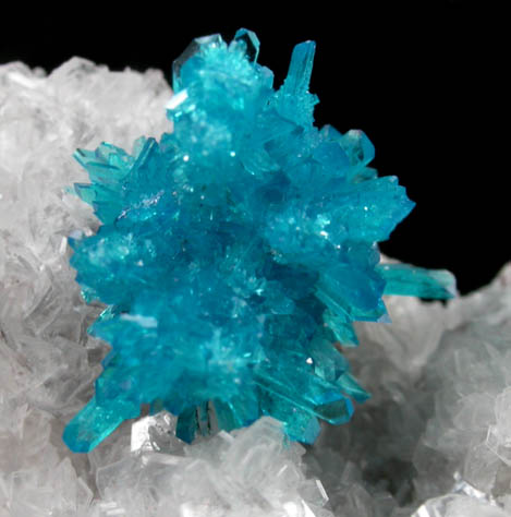 Pentagonite on Stilbite from Wagholi Quarry, Maharashtra, India