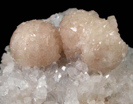 Olmiite on Calcite from N'Chwaning II Mine, Kalahari Manganese Field, Northern Cape Province, South Africa (Type Locality for Olmiite)