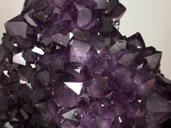 Quartz var. Amethyst Quartz from Catalan Agate-Amethyst District, Southern Paran Basalt Basin, Artigas, Uruguay