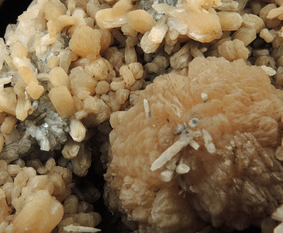 Stilbite, Aragonite, Heulandite from Little Falls-Great Notch-Upper Montclair area, Essex County, New Jersey