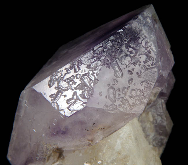 Quartz var. Amethyst (scepter formation) from Tafelkop, Goboboseb Mountains, 43 km west of Brandberg Mountain, Erongo region, Namibia