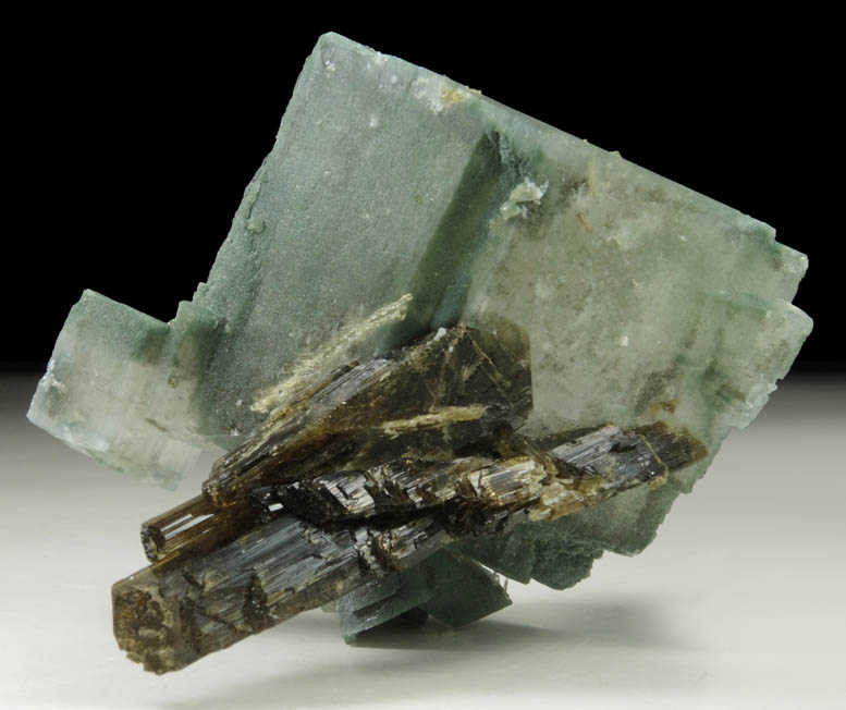 Epidote and Orthoclase var. Adularia with Actinolite inclusions from Alchuri, Shigar Valley, Gilgit-Baltistan, Pakistan