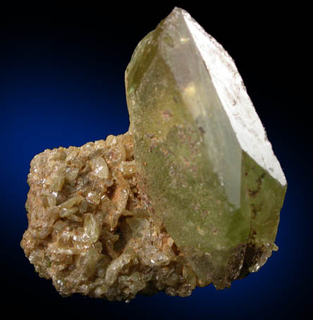 Titanite (twinned crystals) from Capelinha, Minas Gerais, Brazil