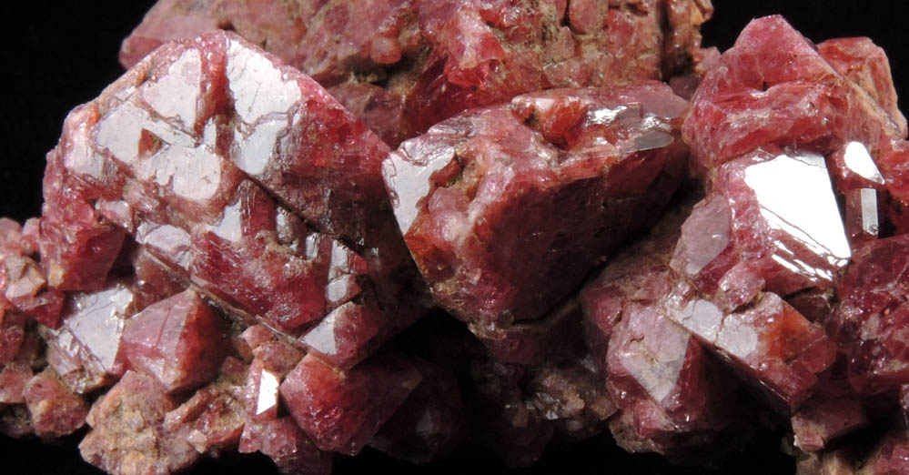 Spinel from Sungate Mine, An Phu, Luc Yen, Yen Bai Province, Vietnam