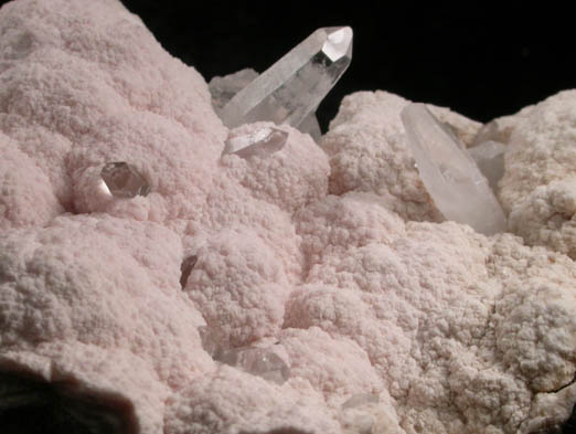Rhodochrosite over Quartz and Pyrite from Morococha District, Yauli Province, Lima Department, Peru