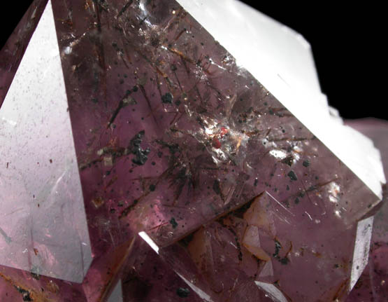 Quartz var. Amethyst Quartz with Hematite inclusions from Blue Point Mine, Pearl Station, Thunder Bay District, Ontario, Canada