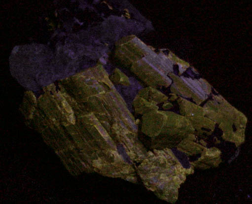Uvite-Dravite Tourmaline from St. Lawrence County, New York