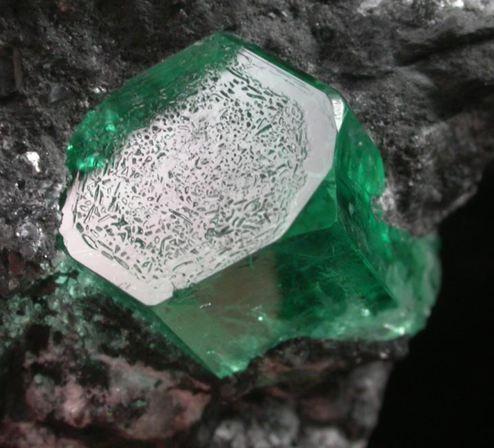 Beryl var. Emerald on Calcite from Coscuez Mine, Vasquez-Yacopi Mining District, Colombia