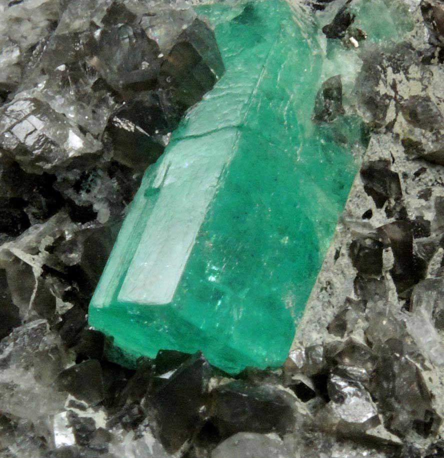 Beryl var. Emerald on Calcite from Coscuez Mine, Vasquez-Yacopi Mining District, Colombia