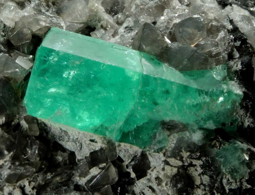 Beryl var. Emerald on Calcite from Coscuez Mine, Vasquez-Yacopi Mining District, Colombia