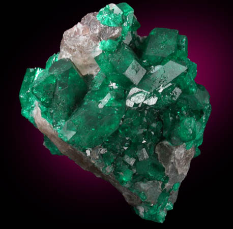 Dioptase on Calcite from Altyn-Tyube, 66 km east of Karagandy, Karaganda Oblast', Kazakhstan (Type Locality for Dioptase)