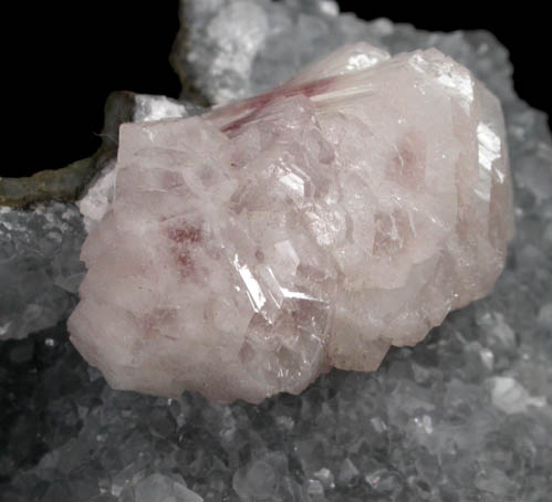 Stellerite on Quartz from Aurangabad, Maharashtra, India