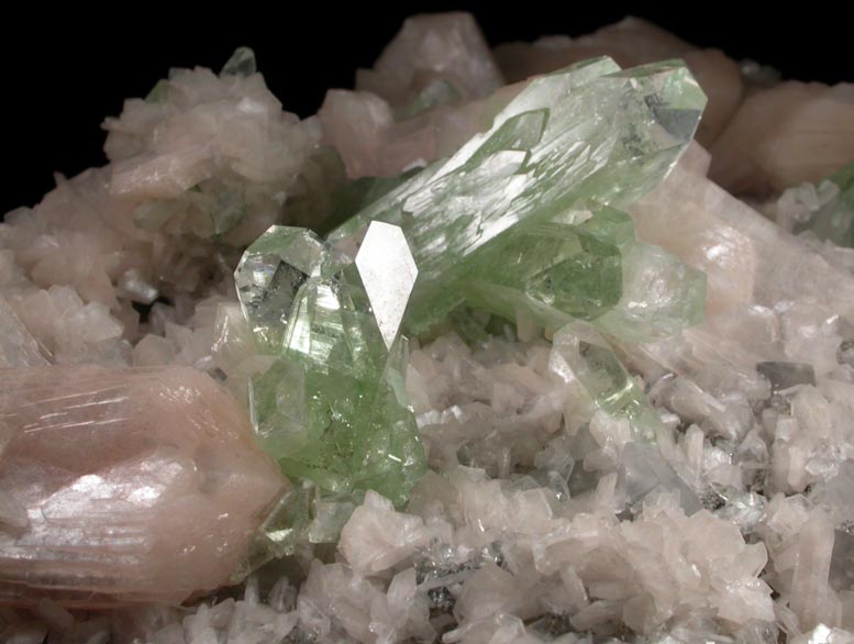 Apophyllite, Stilbite, Calcite from Mumbai (Bombay) District, Maharashtra, India