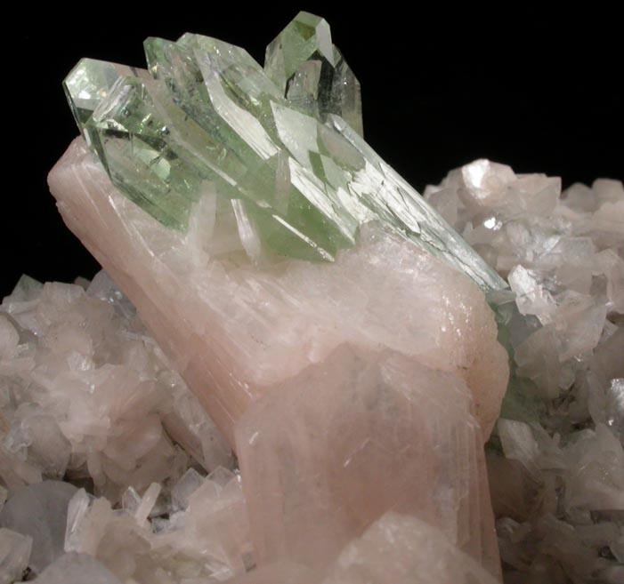 Apophyllite, Stilbite, Calcite from Mumbai (Bombay) District, Maharashtra, India