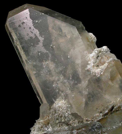 Quartz (Dauphin-law twinned) with epimorphic casts from Mount Mica Quarry, Paris, Oxford County, Maine