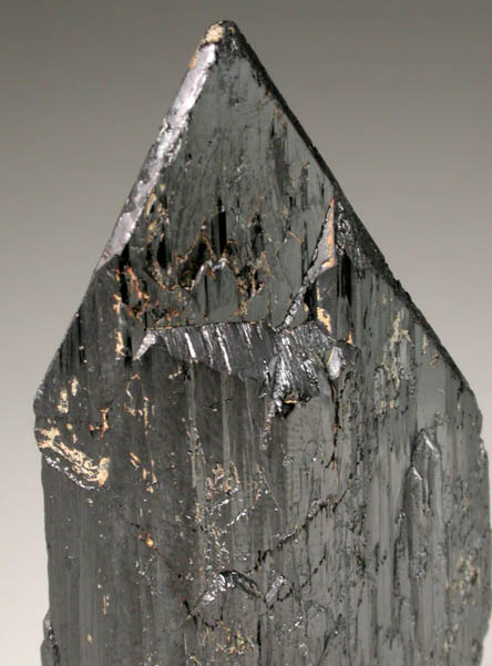 Ferberite from Tae Hwa Mine, Chungju, Chungchongpukdo, South Korea