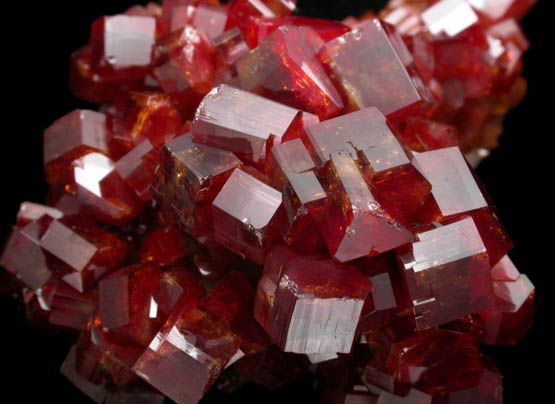 Vanadinite over Barite from Mibladen, Haute Moulouya Basin, Zeida-Aouli-Mibladen belt, Midelt Province, Morocco