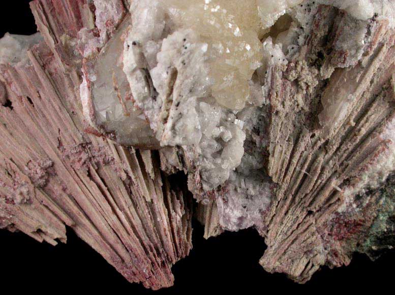 Quartz pseudomorphs after Anhydrite with Heulandite, Calcite and Quartz from Prospect Park Quarry, Prospect Park, Passaic County, New Jersey