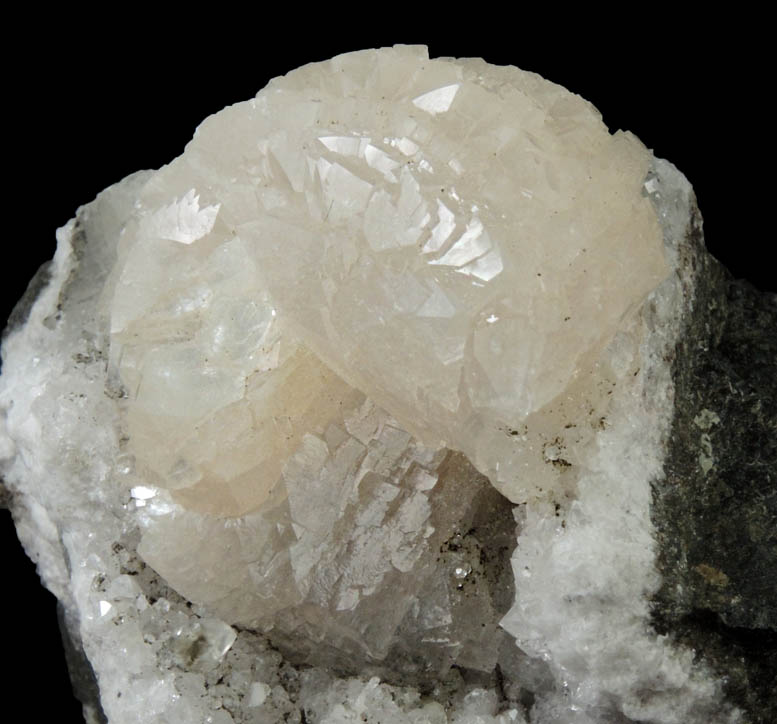 Heulandite on Quartz with minor Calcite from Prospect Park Quarry, Prospect Park, Passaic County, New Jersey