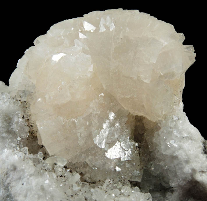 Heulandite on Quartz with minor Calcite from Prospect Park Quarry, Prospect Park, Passaic County, New Jersey