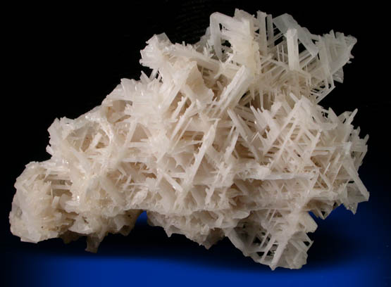 Cerussite (reticulated crystals) from Nakhlak Mine, Anarak District, Esfahan Province, Iran