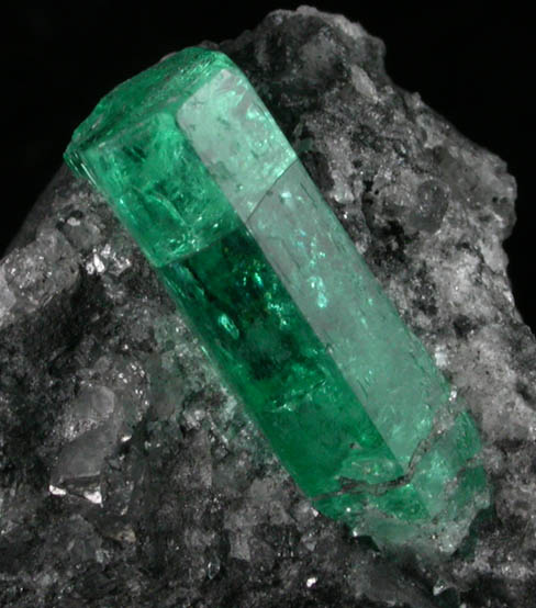 Beryl var. Emerald from La Pita Mine, Vasquez-Yacop District, Boyac Department, Colombia