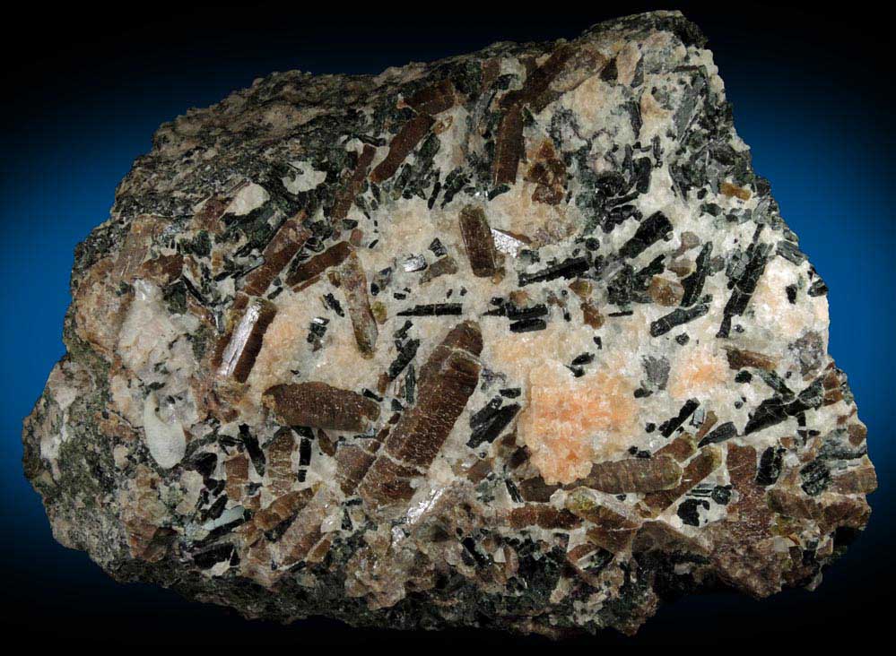 Fluorapatite with Hornblende in Calcite from Yates Mine, Otter Lake, Qubec, Canada