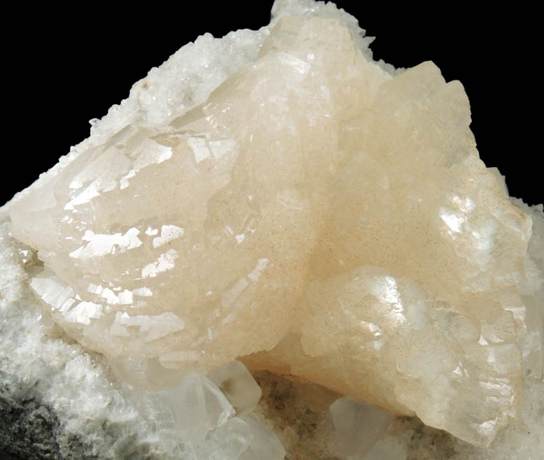 Heulandite on Quartz with Calcite from Prospect Park Quarry, Prospect Park, Passaic County, New Jersey