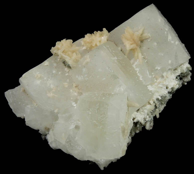 Apophyllite with Aragonite from Prospect Park Quarry, Prospect Park, Passaic County, New Jersey