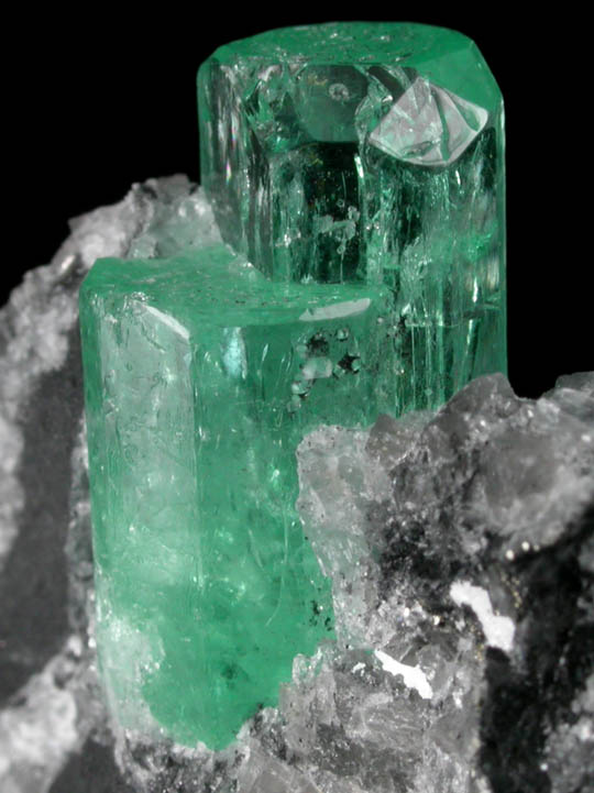 Beryl var. Emeralds in Calcite from Polveros Mine, Vasquez-Yacop District, Boyac Department, Colombia