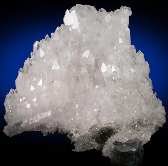 Quartz with Fluorite and Dolomite from Yaogangxian Mine, Nanling Mountains, Hunan, China