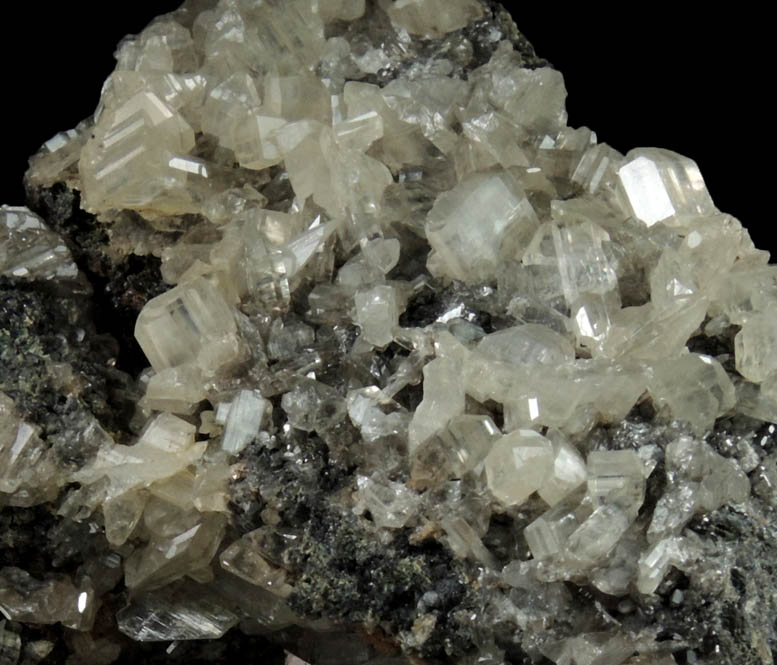 Cerussite (twinned crystals) on Galena with Oxyplumboroméite from Touissit Mine, 21 km SSE of Oujda, Jerada Province, Oriental, Morocco