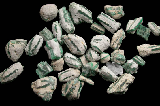 Beryl var. Trapiche Emerald (30+ pieces) from Chivor, Guavi-Guatque District, Boyac Department, Colombia