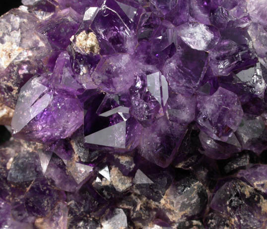 Quartz var. Amethyst Quartz from Catalan Agate-Amethyst District, Southern Paran Basalt Basin, Artigas, Uruguay