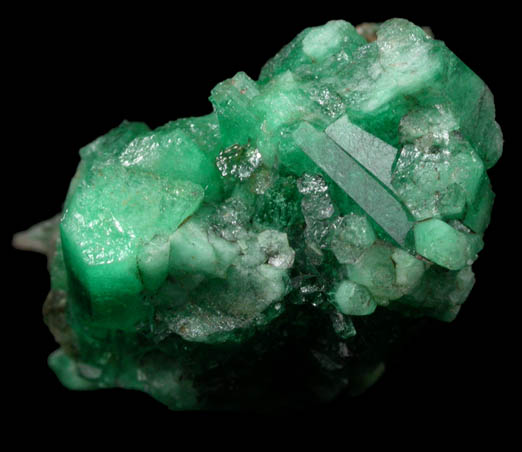 Beryl var. Emerald on Quartz from Pea Blanca Mine, San Pablo de Borbur, Vasquez-Yacop District, Boyac Department, Colombia