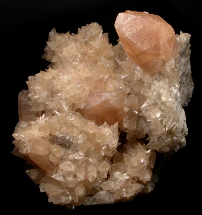 Calcite from Pugh Quarry, 6 km NNW of Custar, Wood County, Ohio