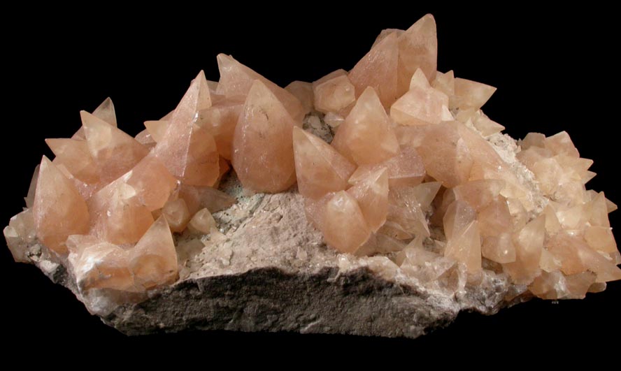 Calcite from Pugh Quarry, 6 km NNW of Custar, Wood County, Ohio