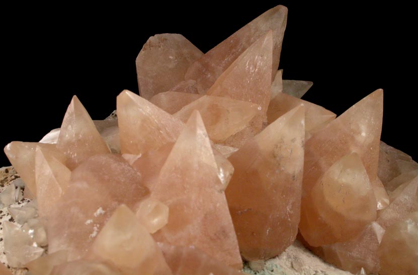 Calcite from Pugh Quarry, 6 km NNW of Custar, Wood County, Ohio