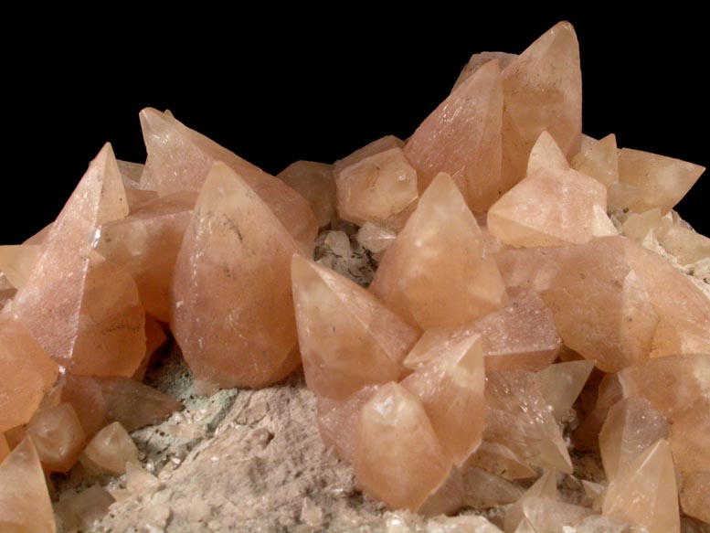 Calcite from Pugh Quarry, 6 km NNW of Custar, Wood County, Ohio