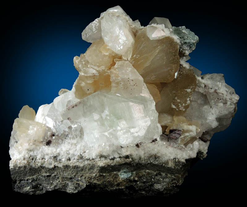 Stilbite, Calcite, Babingtonite, Heulandite, Apophyllite from Prospect Park Quarry, Prospect Park, Passaic County, New Jersey