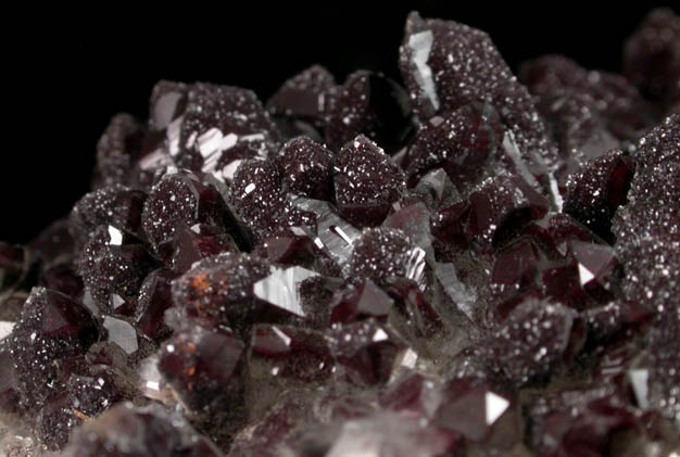 Quartz with red Hematite inclusions over Calcite from Chihuahua, Mexico