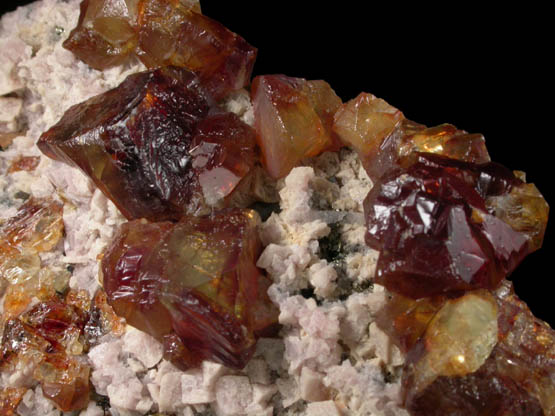 Sphalerite with Rhodochrosite, Quartz, Pyrite from Morococha District, Yauli Province, Peru