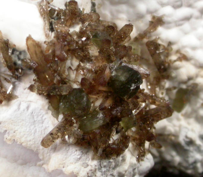 Zanazziite and Eosphorite on Rose Quartz from Lavra da Ilha, Taquaral, Jequitinhonha River, Minas Gerais, Brazil (Type Locality for Zanazziite)