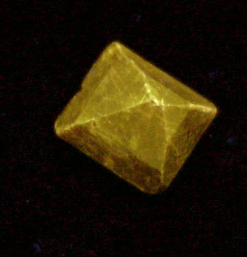 Zircon from Rio do Peixe, Gois, Brazil