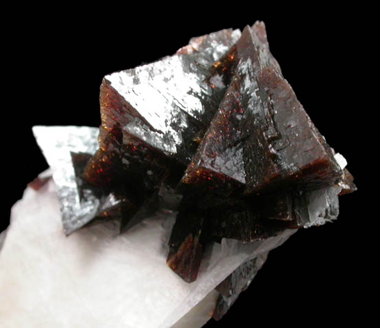 Helvine (Helvite) on Calcite from Huanggang Mine, Kshktng Q, Chifeng, Inner Mongolia, China